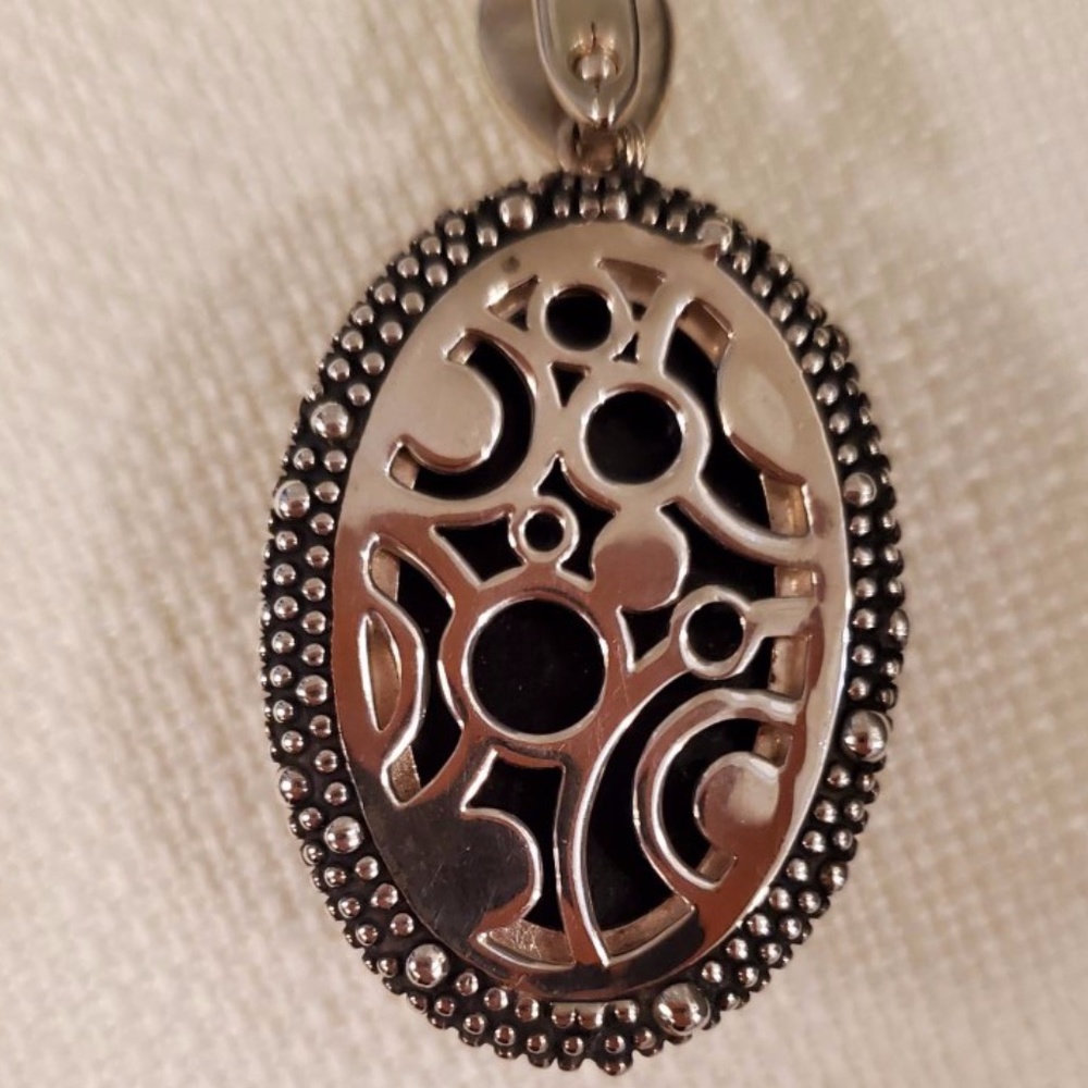 ABALONE ENHANCER PENDANT From Michael Dawkins. - Picture 8 of 8
